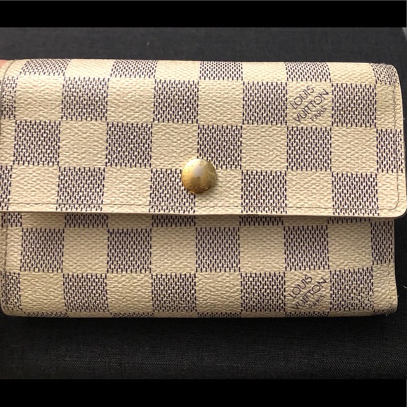 Louis Vuitton Handbags - Louis Vuitton Victorine Wallet